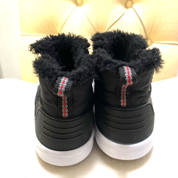 CAT & JACK Toddle Black Faux Fur lined Winter Boots with Zipper Sz 8 Kids Shoes - Picture 10 of 10